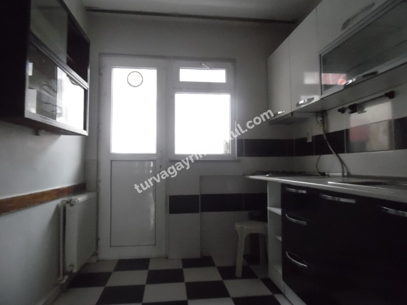 ÇORLUDA ATATÜRK BULVARI VE KİLER KAVŞAĞINA YAKIN SATILIK DAİRE 