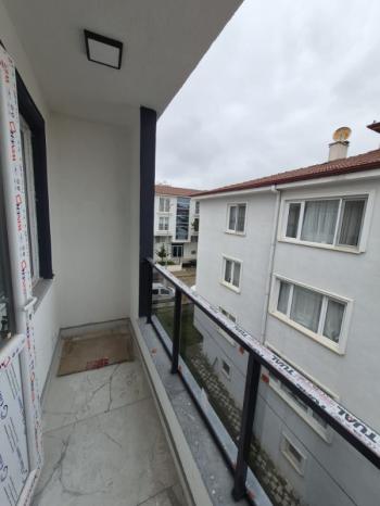 AFYON ÜÇOK EMLAKTAN HARBİŞ GAZİ MAH SATILIK SIFIR 3+1-- 2+1 DAİRELER