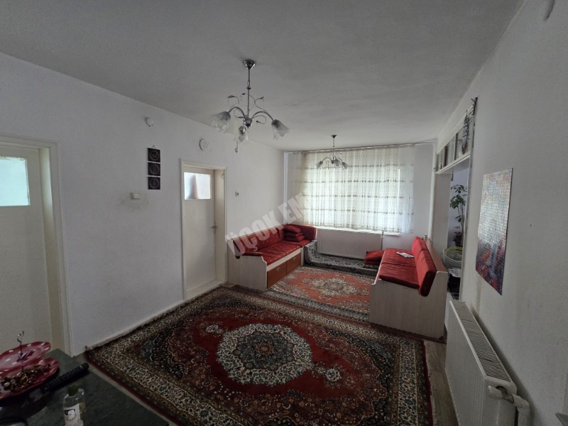 AFYON ÜÇOK EMLAKTAN ESENTEPE MAH 3+1 100M²  MÜSTAKİL EV