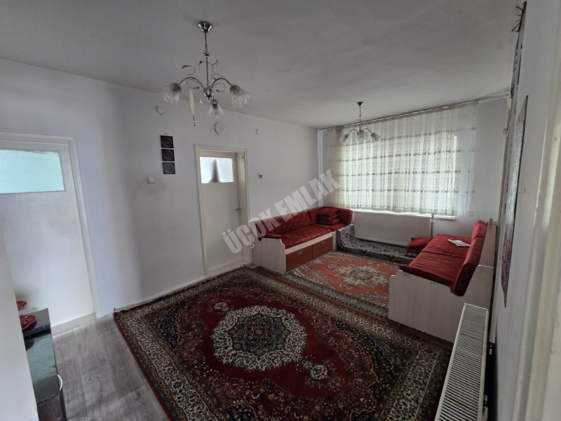 AFYON ÜÇOK EMLAKTAN ESENTEPE MAH 3+1 100M²  MÜSTAKİL EV