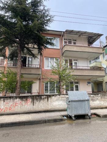 GÜVENAY - ÇORUM GÜLABİBEY MEHMET AKİF ERSOY OKULU ARKASI 2+1 SATILIK DAİRE