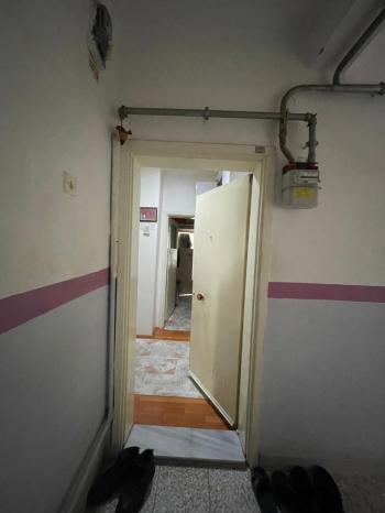 GÜVENAY - ÇORUM GÜLABİBEY MEHMET AKİF ERSOY OKULU ARKASI 2+1 SATILIK DAİRE