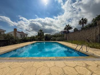 Bellapais, Girne’de, Kiralık 3+1 villa.