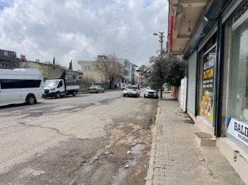 YILMAZ EMLAK'TAN HÜRRİYET MAHALLESİNDE JANDARMA YOLUNDA SATILIK 100m² DÜKKAN