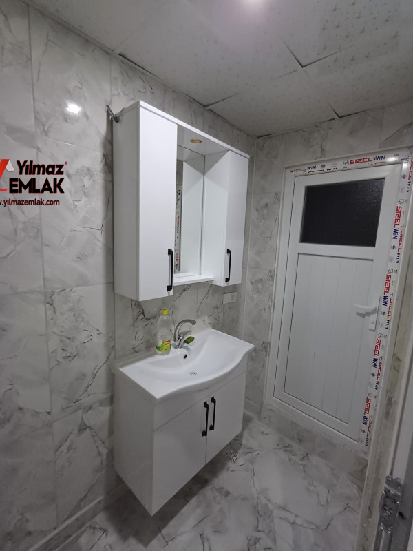 YILMAZ EMLAK'TAN TURGUT ÖZAL MAH. EN ÜST KAT SATILIK 2+1 DAİRE