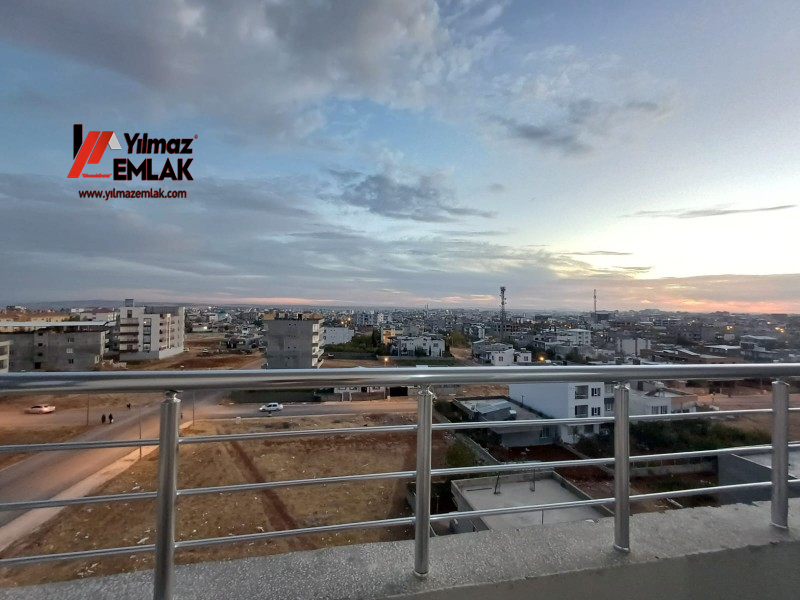 YILMAZ EMLAK'TAN TURGUT ÖZAL MAH. EN ÜST KAT SATILIK 2+1 DAİRE