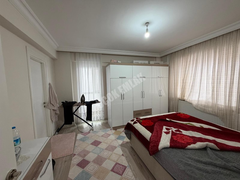 AFYON ÜÇOK EMLAKTAN KANLICA MAH 4+1 150M² EBEVEYN BANYOLU GENİŞ SATILIK DAİRE