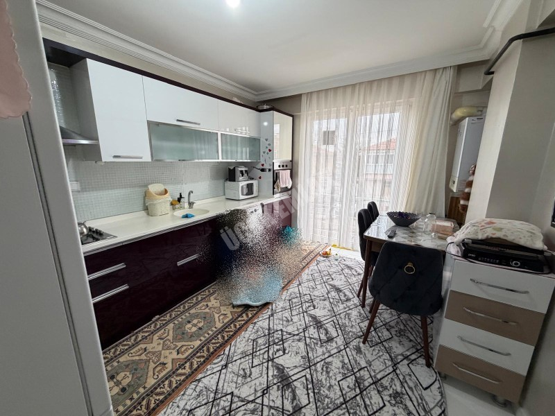 AFYON ÜÇOK EMLAKTAN KANLICA MAH 4+1 150M² EBEVEYN BANYOLU GENİŞ SATILIK DAİRE