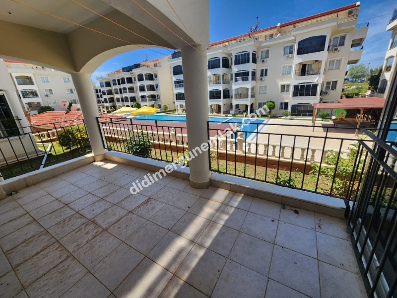 ÇAMLIK MAHALLESİ’NDE HAVUZLU SİTE İÇERİSİNDE 2+1 EŞYALI YÜKSEK ZEMİN KAT SATILIK DAİRE