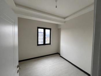 GÜVENAY - ÇORUM ÇEPNİ İNÖNÜ CADDESİ ÜZERİ 2+1 KİRALIK SIFIR DAİRE 