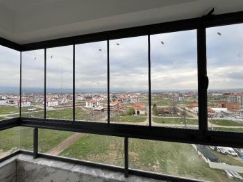GÜVENAY - ÇORUM ÇEPNİ İNÖNÜ CADDESİ ÜZERİ 2+1 KİRALIK SIFIR DAİRE 