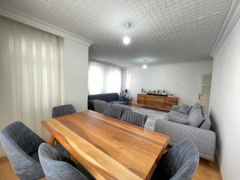 Güvenay - Çorum Bahçelievler Bahabey Caddesi Üzeri Satılık 3+1 Daire 