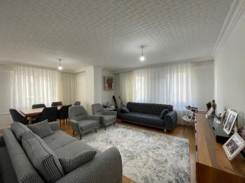 Güvenay - Çorum Bahçelievler Bahabey Caddesi Üzeri Satılık 3+1 Daire 
