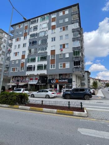 Güvenay - Çorum Bahçelievler Bahabey Caddesi Üzeri Satılık 3+1 Daire 
