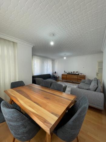 Güvenay - Çorum Bahçelievler Bahabey Caddesi Üzeri Satılık 3+1 Daire 