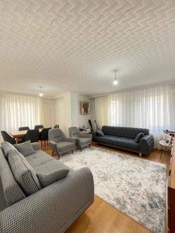 Güvenay - Çorum Bahçelievler Bahabey Caddesi Üzeri Satılık 3+1 Daire 