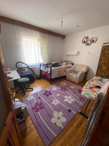 GÜVENAY - ÇORUM ÇÖPLÜ MAH. YENİ BELEDİYE CİVARINDA 2+1 SATILIK DAİRE 