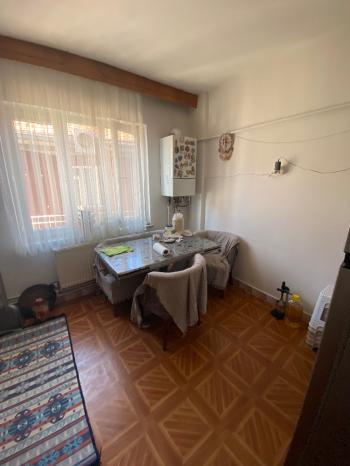 GÜVENAY - ÇORUM ÇÖPLÜ MAH. YENİ BELEDİYE CİVARINDA 2+1 SATILIK DAİRE 