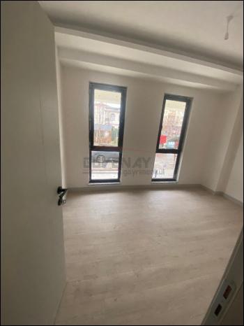 GÜVENAY -ÇORUM ULUKAVAK MAHALLESİ UBEYDİ GAZİ OKULU KARSISI 2+0 SATILIK DAİRE 