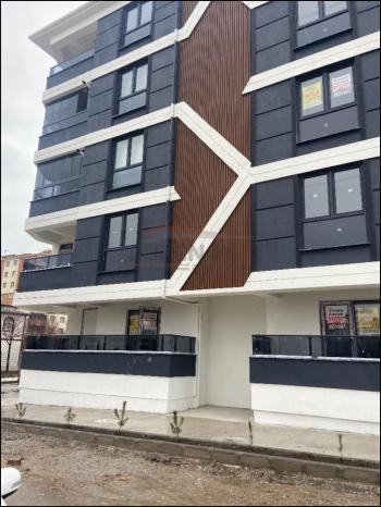 GÜVENAY -ÇORUM ULUKAVAK MAHALLESİ UBEYDİ GAZİ OKULU KARSISI 2+0 SATILIK DAİRE 