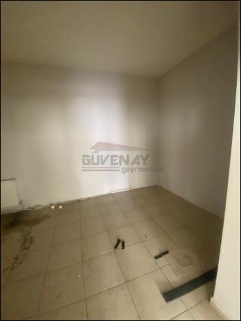 GÜVENAY - ÇORUM KALE MAH. İNÖNÜ LİSESİ CİVARI KİRALIK DÜKKAN 