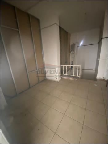 GÜVENAY - ÇORUM KALE MAH. İNÖNÜ LİSESİ CİVARI KİRALIK DÜKKAN 
