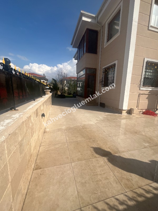 KARŞIYAKA MAH BAŞARI VİLLALARINDA SATILIK VİLLA