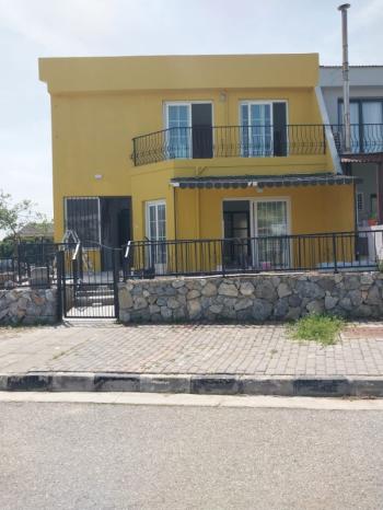 GİRNE BOĞAZDA TÜRK MALI SATILIK İKİZ DUBLEKS SATILIK EV 