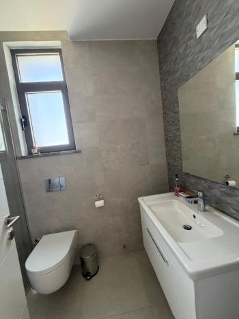Girne Ozanköy'de Türk Malı, Özel Yüzme Havuzlu, 3+1, Modern Tasarım Satılık Villa