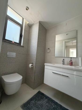 Girne Ozanköy'de Türk Malı, Özel Yüzme Havuzlu, 3+1, Modern Tasarım Satılık Villa