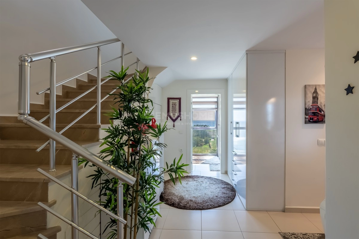 Lory Queen Furnished 2+1 Duplex Apartment