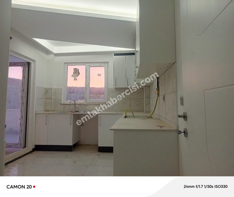 MUDANYA HALİTPAŞA 'da TEK BLOKLU SİTEDE 320 M2 ÇİFT TERASLI 5+1 DUBLEKS DAİRE