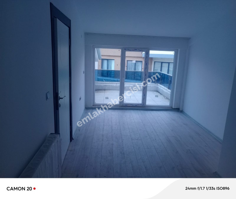 MUDANYA HALİTPAŞA 'da TEK BLOKLU SİTEDE 320 M2 ÇİFT TERASLI 5+1 DUBLEKS DAİRE