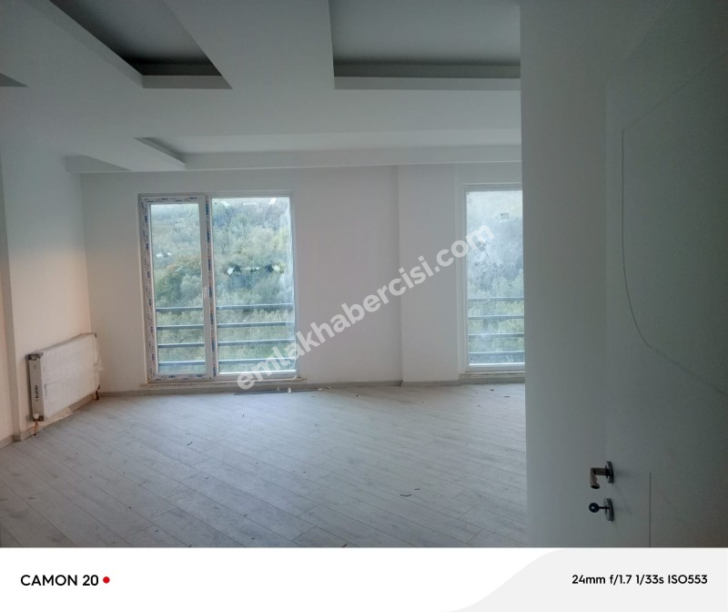 MUDANYA HALİTPAŞA 'da TEK BLOKLU SİTEDE 320 M2 ÇİFT TERASLI 5+1 DUBLEKS DAİRE