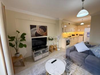 Didim Royal Marina Sitesi Satılık Daire - Bahçe Kat Modern Yenilenmiş