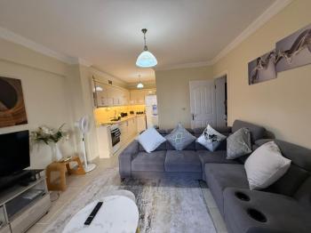 Didim Royal Marina Sitesi Satılık Daire - Bahçe Kat Modern Yenilenmiş