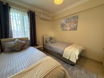 Didim Royal Marina Sitesi Satılık Daire - Bahçe Kat Modern Yenilenmiş