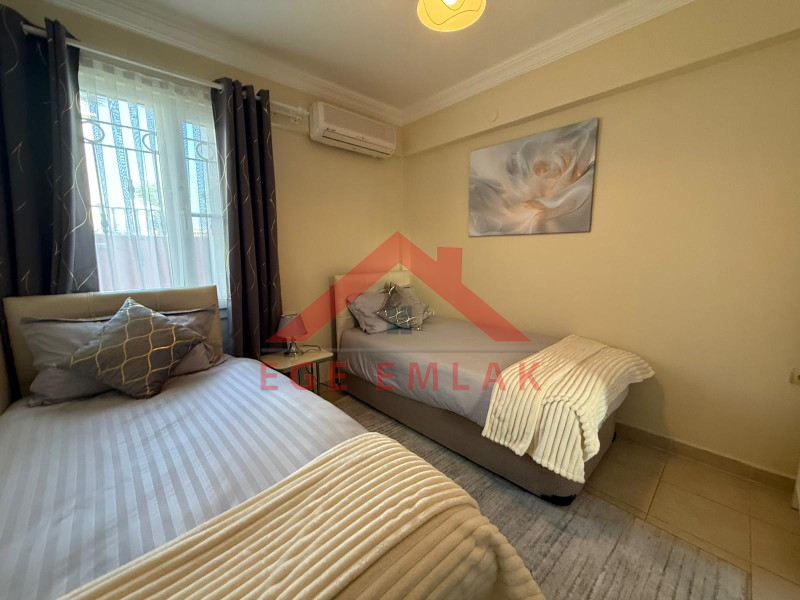 Didim Royal Marina Sitesi Satılık Daire - Bahçe Kat Modern Yenilenmiş