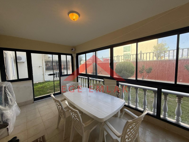 Didim Royal Marina Sitesi Satılık Daire - Bahçe Kat Modern Yenilenmiş