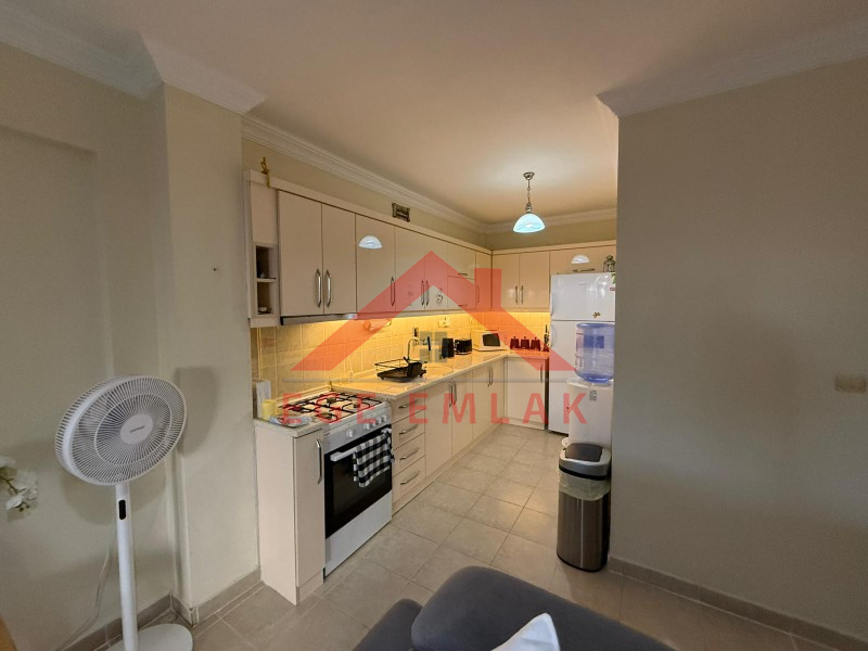 Didim Royal Marina Sitesi Satılık Daire - Bahçe Kat Modern Yenilenmiş