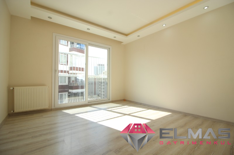 Elmas'tan Havuzlu Site İçi Ara Kat Geniş M2 Bol Ekstralı 4+1