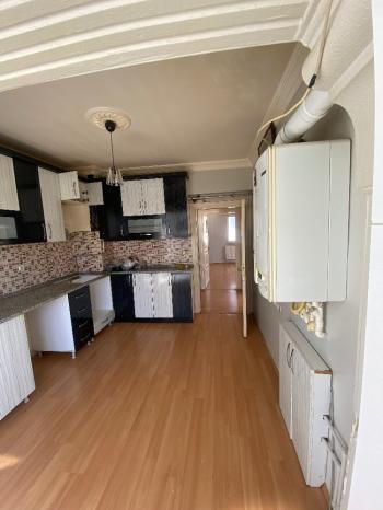 GÜVENAY - ÇORUM ULUKAVAK MAHALLESİ İKBAL CİVARI 2+1 KİRALIK DAİRE