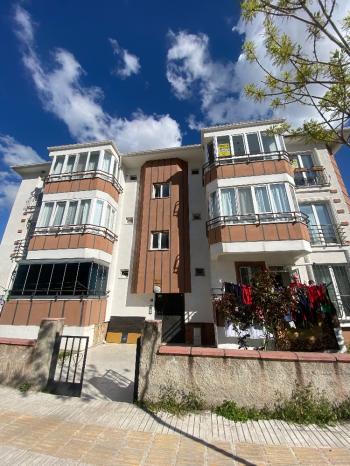 GÜVENAY - ÇORUM ULUKAVAK MAHALLESİ İKBAL CİVARI 2+1 KİRALIK DAİRE
