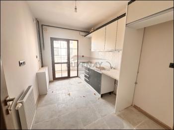 GÜVENAY - ÇORUM SİLİMKENT TOKİ SATILIK ARA KAT 2+1 DAİRE 