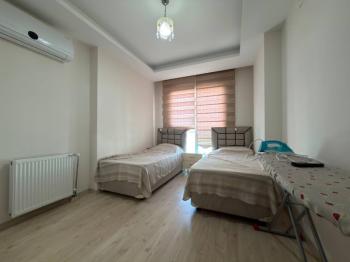 ALYANS'TAN MERKEZ'DE HAVUZLU F.SOSYAL ALANLI GENİŞ B.MUTFAK 3+1