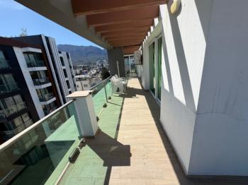 KKTC Girne Merkezde Muhteşem Manzaralı Ultra Lüks Kiralık 3+1 Eşyalı Penthouse