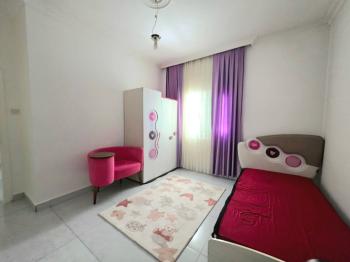 KKTC Girne Karaoğlanoğlunda S Bölgesinde Eşyalı Kiralık 3+1 Bahçeli Müstakil Ev