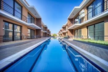 KKTC Girne Merkezde Site İçerisinde Satılık 1+1 Penthouse