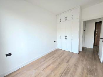 KKTC Girne Merkezde Site İçerisinde Satılık 1+1 Penthouse