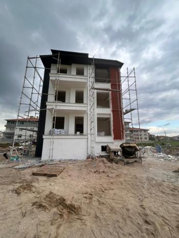 AFYON ÜÇOK EMLAKTAN MAREŞAL FEVZİ ÇAKMAK MAH 2+1 80M² SIFIR SATILIK DAİRE 